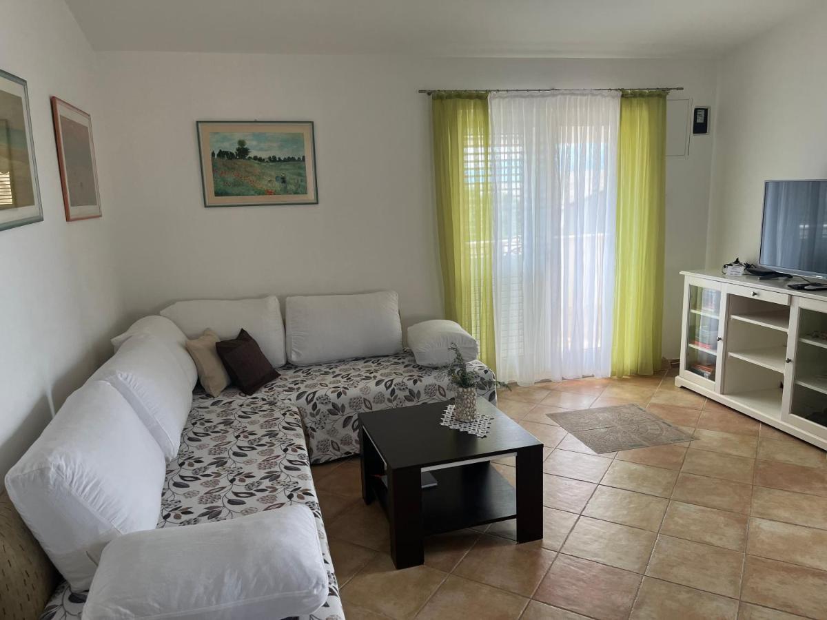 Apartments Jasna Ražanac Eksteriør billede